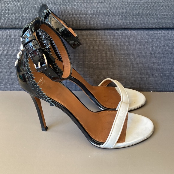 Givenchy Heels - Picture 3 of 10